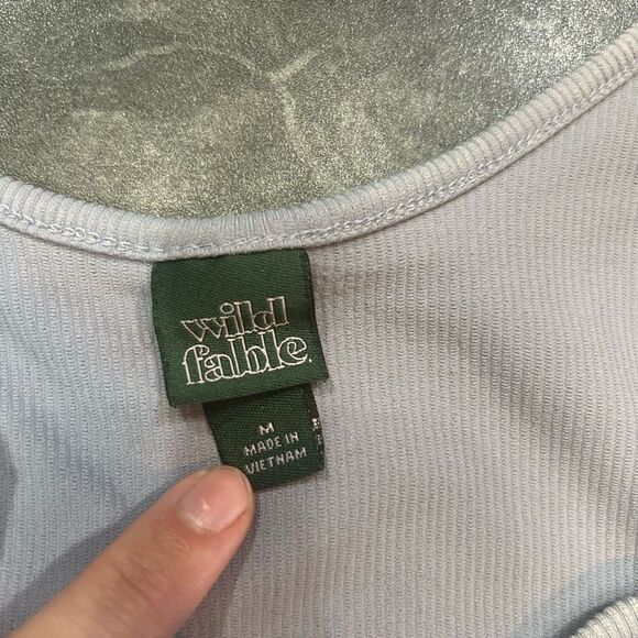 Wild Fable Women’s Medium Blue Gray Deep V Cropped Tank Bra - Picture 3 of 9